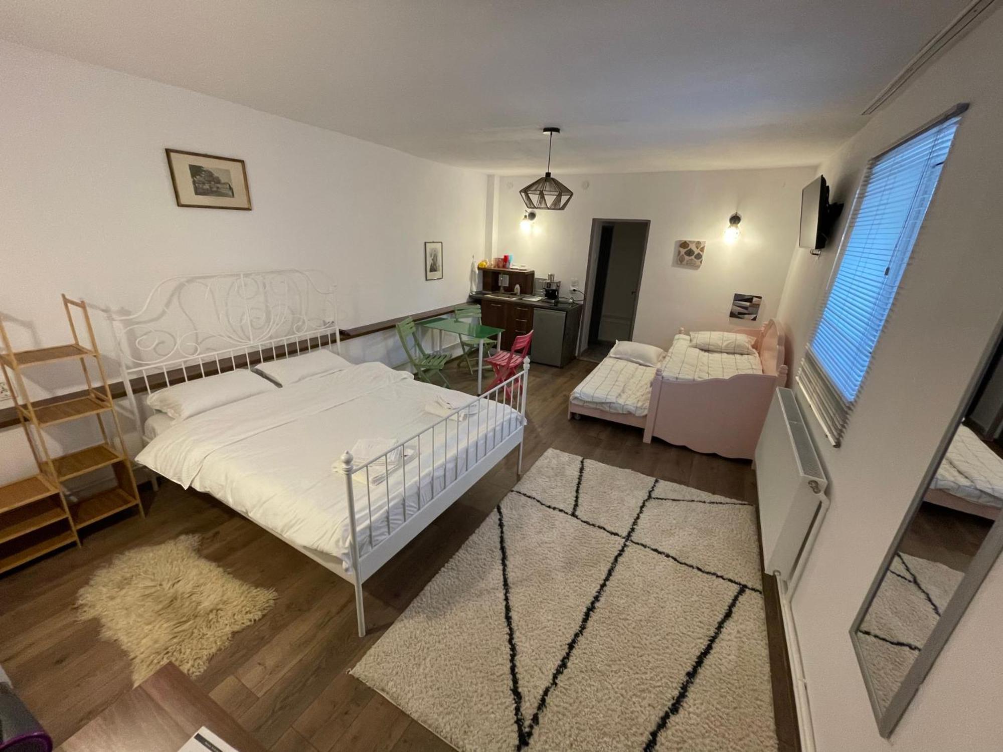Central Home Apartment